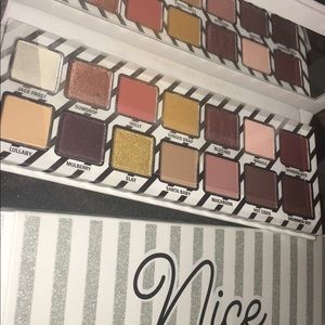 Kylie Jenner nice palette